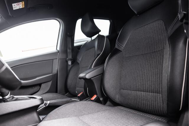 Renault CLIO 1.3 TCe Intens | Automaat | Carplay | LED