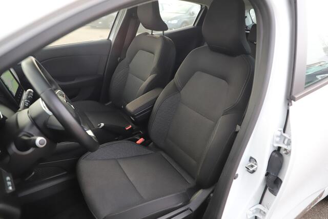 Renault CLIO 1.5 dCi Zen Trekhaak Navigatie Carplay Android Airco Cruise Control Rijstrooksensor Parkeersensor