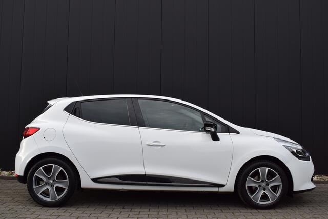 Renault CLIO 0.9 TCE Night&Day Airco | Full Map Navi | Telefonie | Cruise Control | 16 Inch LMV | Isofix