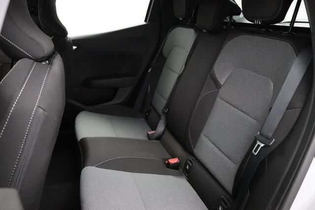 Renault CLIO 1.6 E-Tech Full Hybrid 145 evolution | Pack Navigation | Camera | Carplay/Android auto |