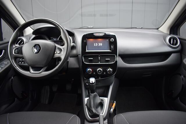 Renault CLIO Estate 0.9 TCE Limited Airco | Full Map Navi | Telefonie | Trekhaak | Isofix