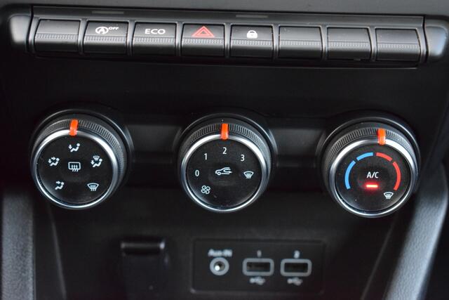 Renault CLIO 1.0 TCE 101pk RS-Line Carplay | LED | Sportstoelen | Airco | 16 Inch LMV | Cruise Control