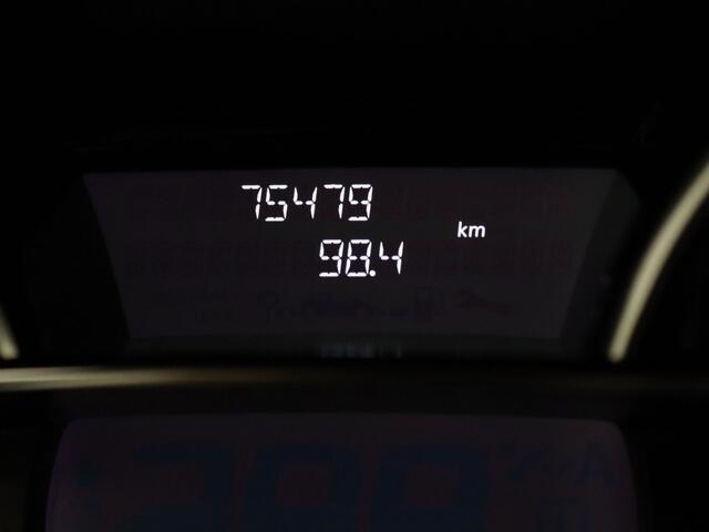 Renault CLIO Estate 120pk TCe Intens Airco | Cruise | Navi | Parkeersens. achter