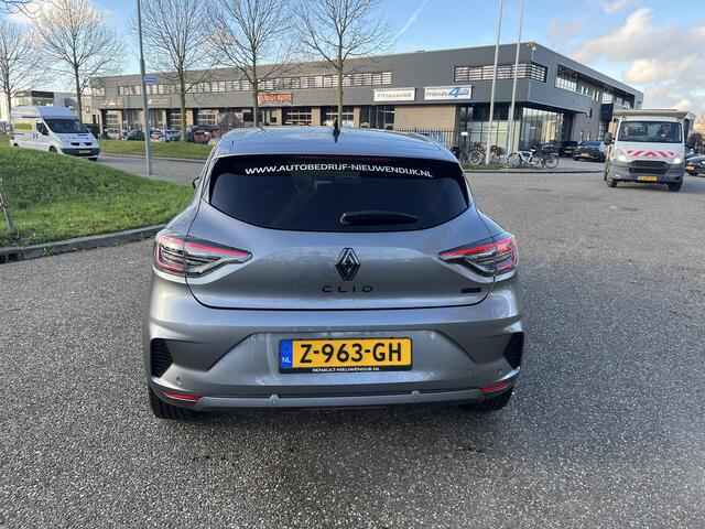 Renault CLIO 1.6 E-Tech Full Hybrid 145 esprit Alpine / PACK WINTER / ADAPTIEVE CRUISE CONTROL / APPLE CARPLAY EN ANDROID AUTO