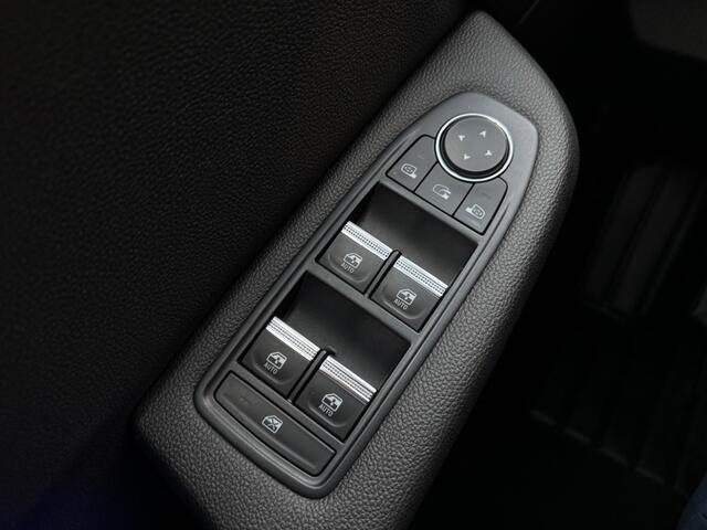 Renault CLIO 1.6 E-Tech Full Hybrid 140 Intens