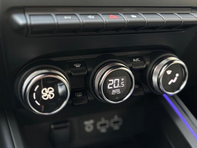 Renault CLIO 1.6 E-Tech Full Hybrid 140 Intens