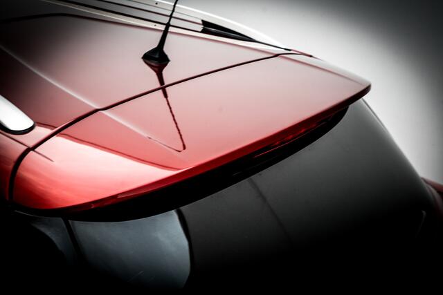 Renault CLIO 0.9 TCe Limited | Trekhaak | Cruise | PDC | Navi | Get. Glas