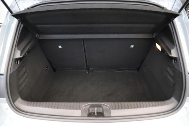 Renault CLIO 1.0 TCe 90 GPF evolution 91PK 6-Bak Full LED Virtual Cockpit Carplay Android/Navigatie Airco Cruise Control Rijstrooksensor Parkeersensor