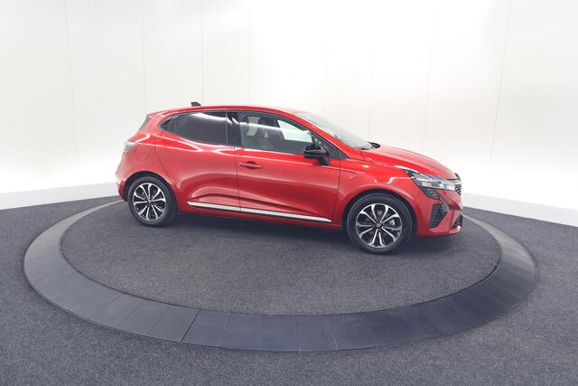 Renault CLIO 1.6 E-Tech Full Hybrid 145 techno | 360 Camera | Adaptieve Cruise Control | Dodehoekdetectie | 9.3 Inch Groot Scherm