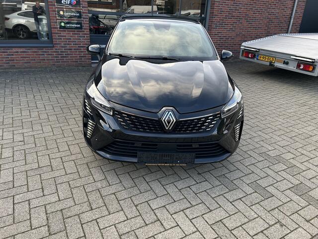 Renault CLIO 1.6 E-Tech Full Hybrid 145 techno