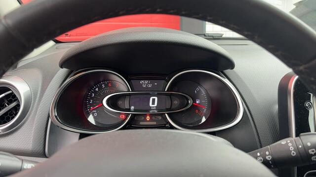 Renault CLIO 0.9 TCe Limited STOELVERW / NAVI / AIRCO / PDC / BLUETOOTH / CRUISE / DAB+ / NL-AUTO