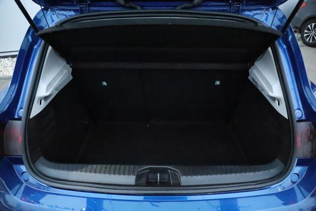 Renault CLIO 1.0 TCe Intens 101PK Half Leder Sfeerverlichting 17 inch LMV Full LED Climate Cruise Control Navigatie Carplay Android Parkeersensor Rijstrooksensor