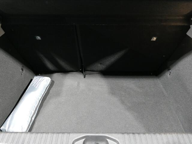 Renault CLIO 1.0 TCe Zen - Occasion Lease vanaf ¤459 p/m - *Dealer onderhouden!* - Navi - Clima, keyless entry/start, sensor achter