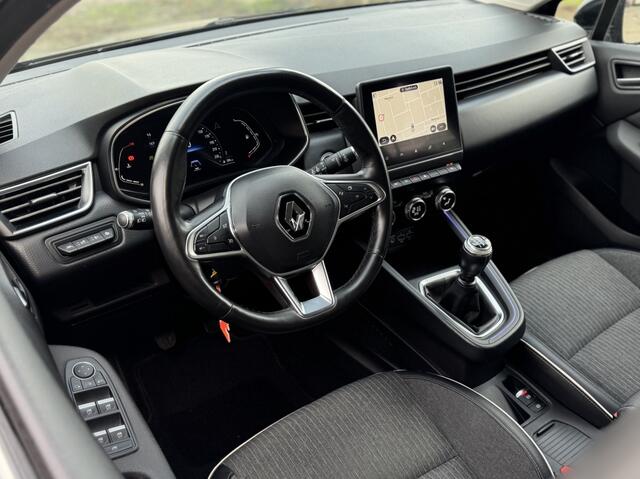 Renault CLIO 1.0 TCe Intens Virtual Camera Carplay
