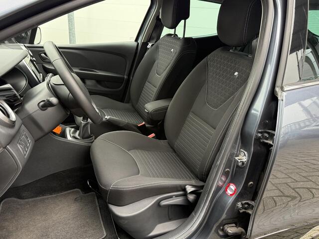 Renault CLIO 0.9 TCe Limited | Parkeerhulp | Navigatie | Dealer Onderhouden