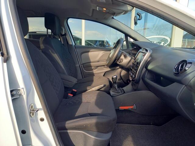 Renault CLIO Estate Limited