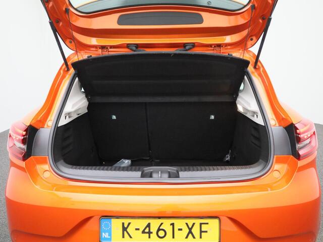 Renault CLIO 1.0 TCe Business Zen | PDC Achter | Full-Map Navigatie | Keyless | Licht- & Regensensor | Climate Control | LED-Verlichting | Elektr. Inklapbare Buitenspiegels | Cruise Control & Snelheidsbegrenzer | Apple Carplay & Android Auto