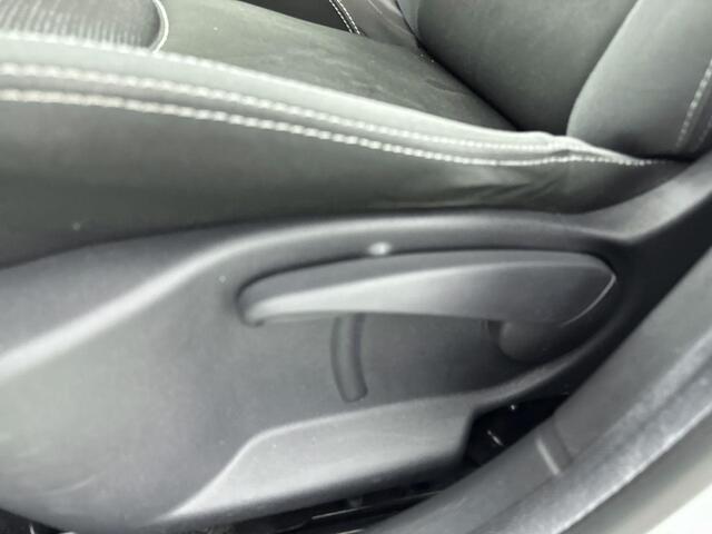 Renault CLIO Estate 0.9 TCe Zen | Airco | Bluetooth | Cruise Control | Navi | Start/Stop | Lichtmetalen Velgen 16"