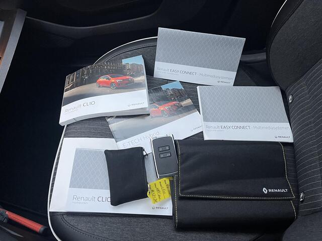 Renault CLIO 1.6 E-Tech Hybrid 140 Intens / airco (automatisch) / trekhaak ( 900 kg ) / Pack Easy Link / lichtmetalen velgen 16" /