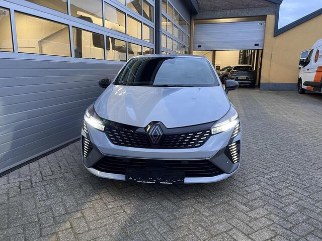 Renault CLIO 1.6 E-Tech Full Hybrid 145 esprit Alpine