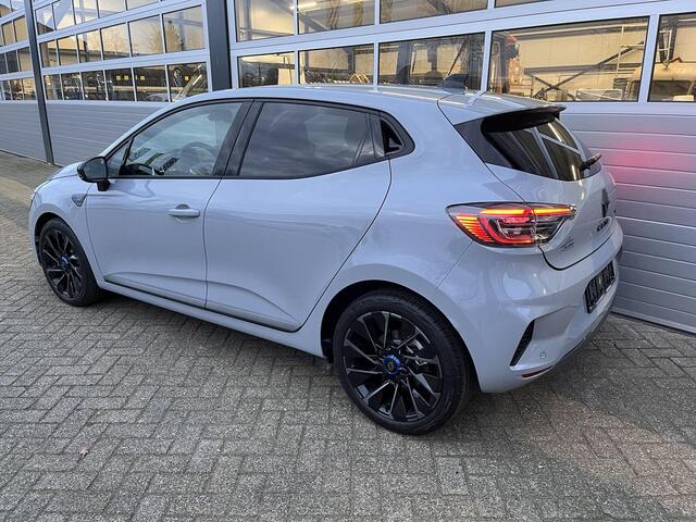 Renault CLIO 1.6 E-Tech Full Hybrid 145 esprit Alpine