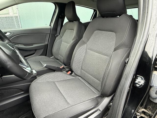 Renault CLIO BJR 2020 1.6 E-Tech 92 PK Hybrid 140 Business Zen AUTOMAAT | CAMERA | AIRCO | CRUISE | CARPLAY