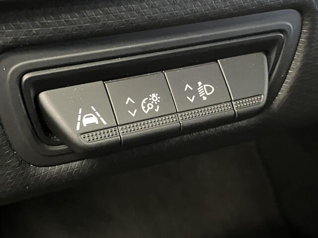 Renault CLIO TCe 90 Intens * PDC / CAMERA *