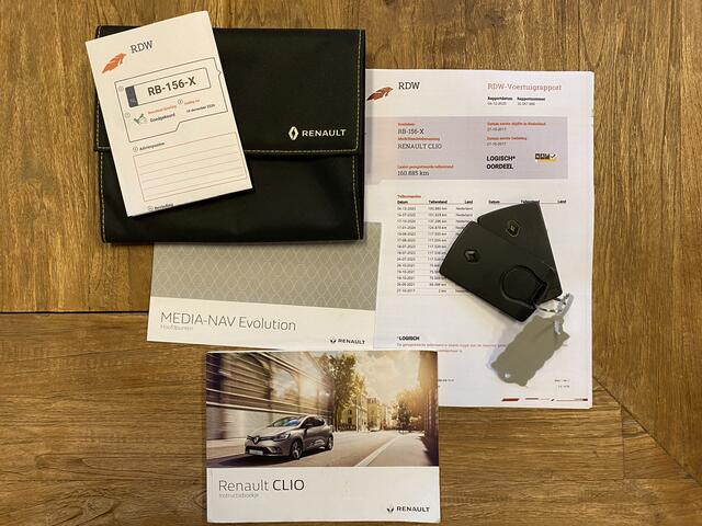 Renault CLIO Estate 0.9 TCe Limited 161Dkm.NAP, A/C, Navi, CC, PDC, LM, nw. APK - Inruil Mogelijk -