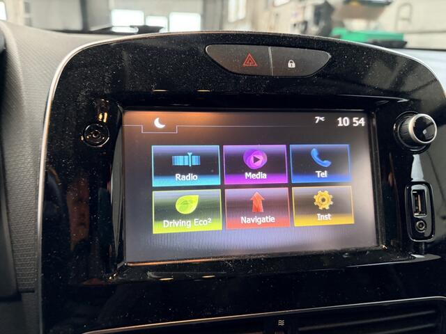 Renault CLIO Estate 1.2 TCe Limited Trekhaak Navi Cruise Pdc Clima