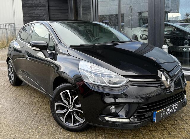 Renault CLIO 0.9 TCe Limited | ZEER NETTE STAAT | Trekhaak | Parkeersensoren | Airco | Navigatie | Cruise Control | DAB+ | 2 Sleutels | Armsteun |
