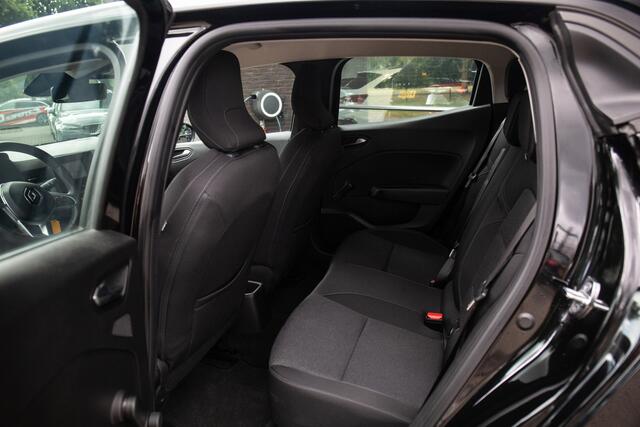 Renault CLIO 1.0 TCe Zen , Cruise control, Navi,