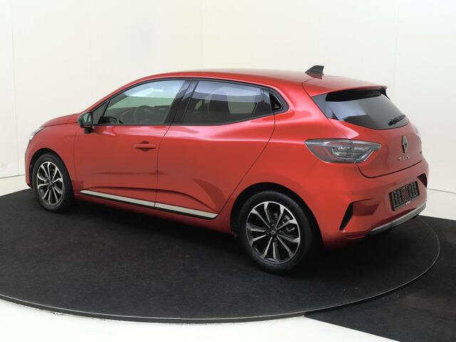 Renault CLIO 1.6 E-Tech Full Hybrid 145 PK techno Automaat | Navigatie | Camera | Climate Control