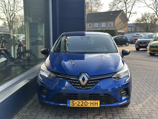 Renault CLIO 1.0 TCe 90 PK Techno | 1e Eiegnaarsauto | Stoel- & Stuurverwarming | Navigatie | Lichtmetalen Velgen | Camera | Climate Control | LED Verlichting | Keyless Start | Digitale Cockpit | Cruise Control | Parkeersensoren |