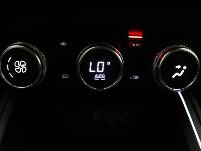 Renault CLIO 100pk TCe Intens Cruise | Climate | Carplay | Parkeersens. achter