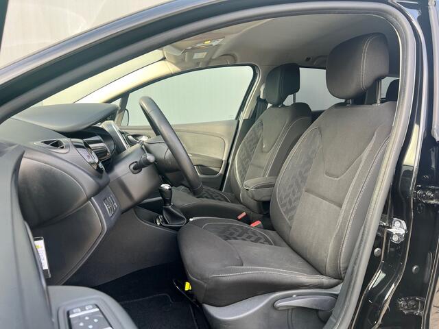 Renault CLIO BWJ 11-2018 | 0.9 TCe 90PK Limited | TREKHAAK | NAVI | AIRCO | PDC | LICHTMETAAL | PRIVACY GLASS | CRUISE