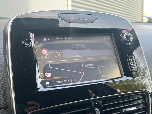 Renault CLIO BWJ 11-2018 | 0.9 TCe 90PK Limited | TREKHAAK | NAVI | AIRCO | PDC | LICHTMETAAL | PRIVACY GLASS | CRUISE