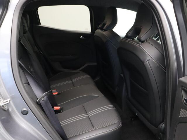 Renault CLIO E-Tech Hybrid 145pk E-Tech Engineered | 17" Lichtemetalen velgen | Climate Control | Parkeersensoren voor en achter | Dodehoek detectie | Achteruitrijcamera |