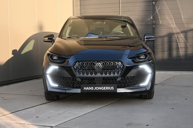 Renault CLIO esprit Alpine | Achteruitrijcamera | Elektronisch geregelde airconditioning | Grille in zwart met daarin verwerkt 113 Renault logo's