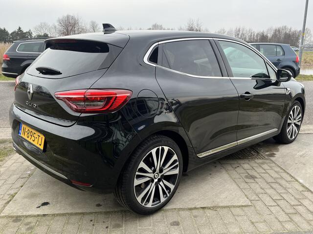 Renault CLIO 1.0 TCe Initiale Paris / Camera / Apple Carplay - Android Auto / Stoelverw. Stuurverw. / Keyless / PDC V+A / 17'' LMV /