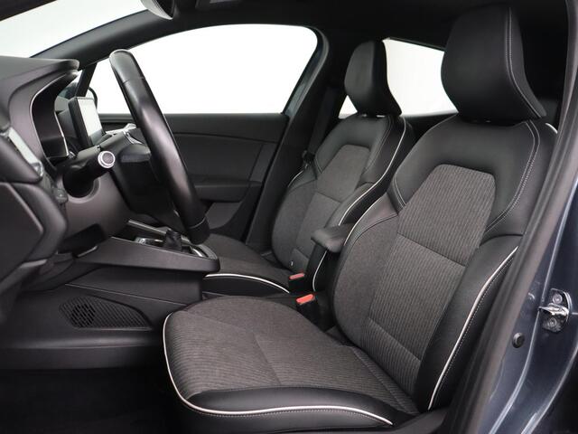 Renault CLIO 1.0 TCe Intens | Stoelverwarming | Camera | Carplay | Half leder | Climate control | Full LED | Parkeerhulp | Cruise control | Keyless