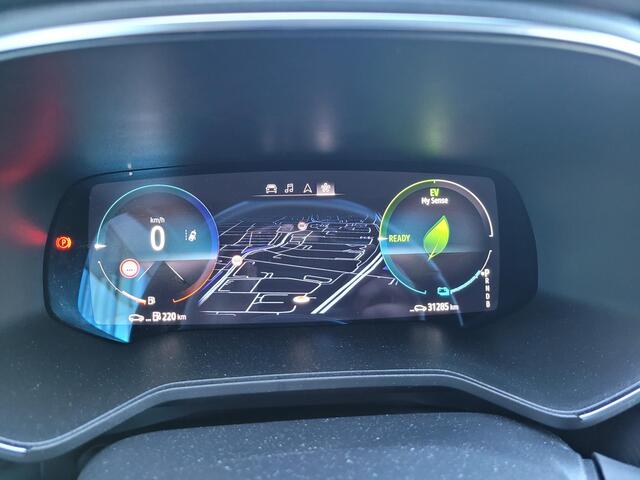 Renault CLIO 1.6 E-Tech Hybrid 145 E-Tech Engineered | Stoelverwarming | Groot Navi | Camera | Dealer Onderhouden