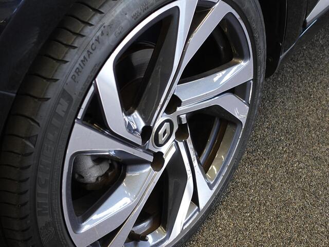 Renault CLIO 1.0 TCe R.S. Line | Navigatie | Camera | Parkeersensoren | Cruise Control | Climate Control | Lichtmetalen velgen