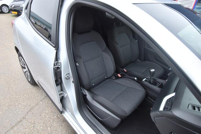 Renault CLIO 1.0 TCe 90 Equilibre , AIRCO , CR CONTR , NAVI , LED KOPL , BL TOOTH ,