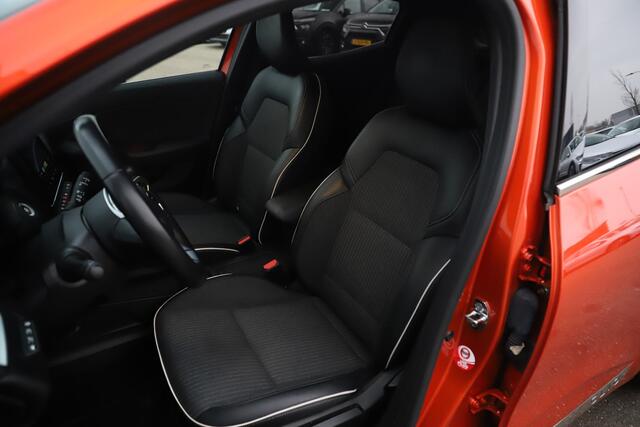 Renault CLIO 1.6 E-Tech Hybrid 140 Intens Automaat 17 inch Navigatie Achteruitrijcamera Carplay Android Adaptive Cruise Full LED Sfeerverlichting