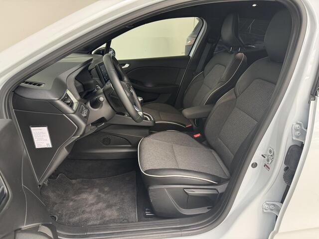 Renault CLIO 1.0 TCe 90 Techno | Navigatie | PDC V + A | Camera | Lichtmetalen Velgen 17'' | All-Season Banden |