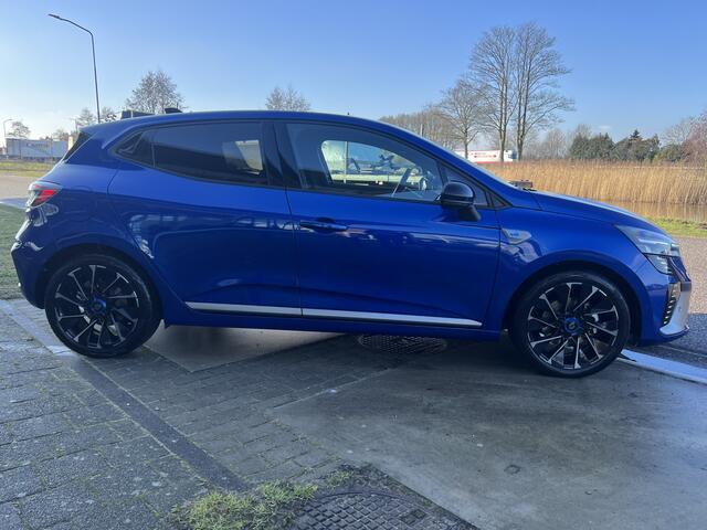 Renault CLIO 1.6 E-Tech Full Hybrid 145PK esprit Alpine / Bose / 360' Camera / Apple Carplay - Android Auto / Blind spot / LMV /