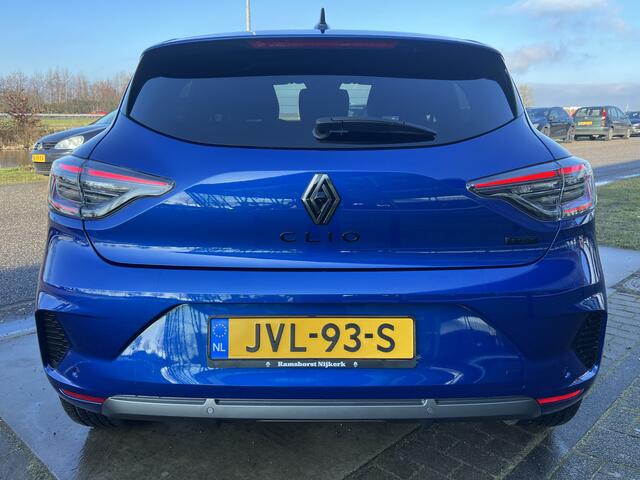 Renault CLIO 1.6 E-Tech Full Hybrid 145PK esprit Alpine / Bose / 360' Camera / Apple Carplay - Android Auto / Blind spot / LMV /
