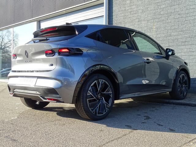 Renault CLIO 1.8 Hybrid 160 esprit Alpine NU 5 JAAR GARANTIE! / HARMAN KARDON AUDIO / METALLIC LAK