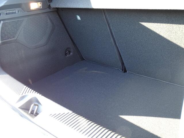 Renault CLIO 1.8 Hybrid 160 esprit Alpine NU 5 JAAR GARANTIE! / HARMAN KARDON AUDIO / METALLIC LAK