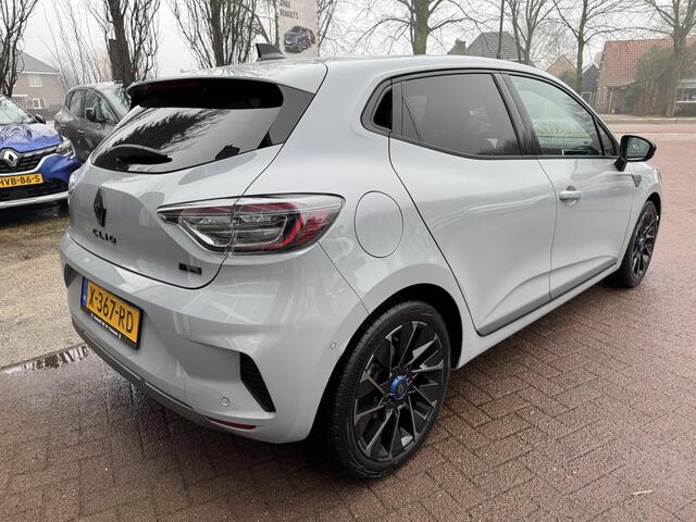 Renault CLIO 1.6 E-Tech 145 esprit Alpine+Winter+Bose+360!!